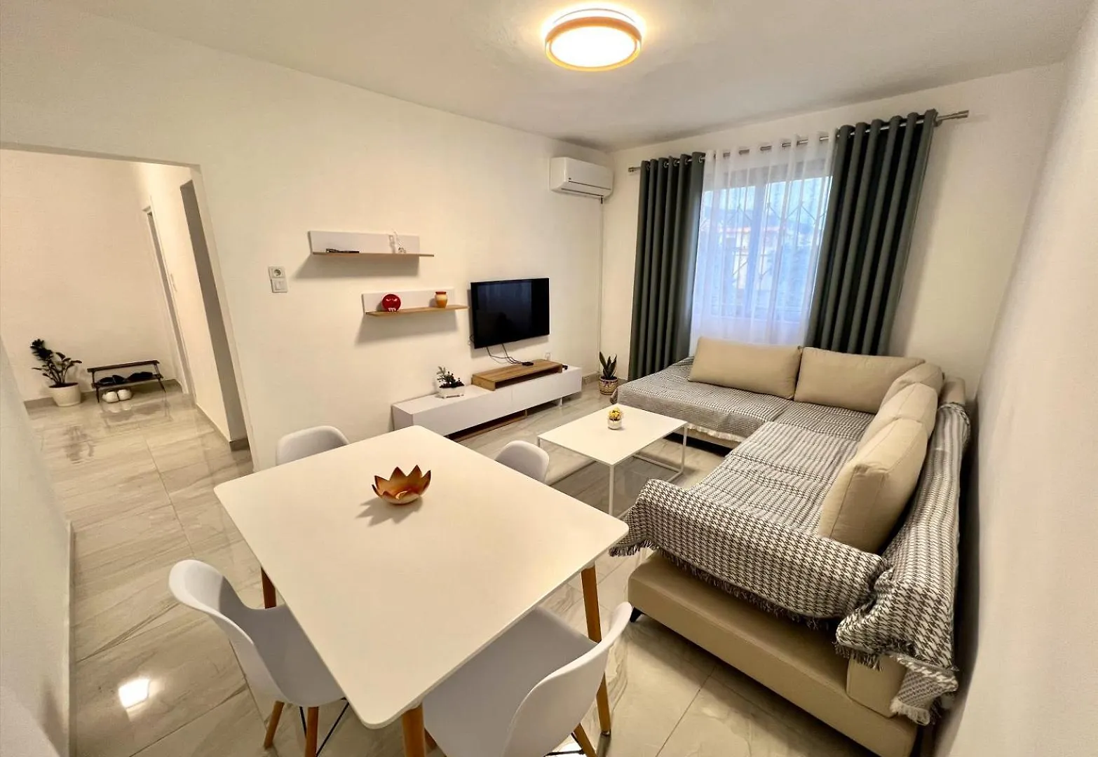 Apartment 28 Vlorë